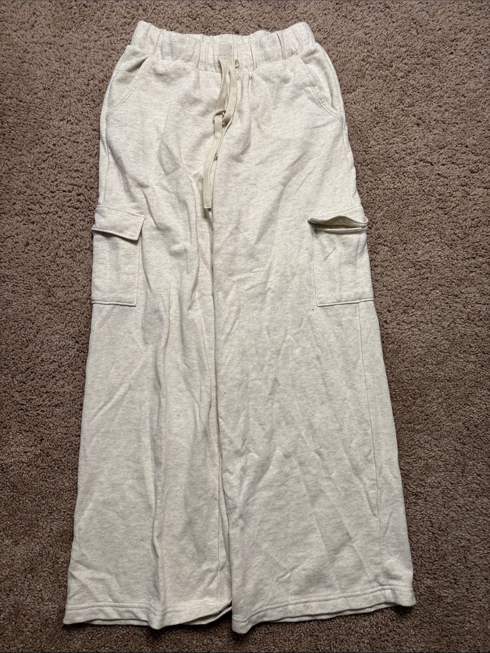 Wide Leg Cargo Sweatpants in Light Heather